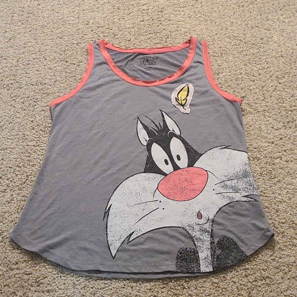 Clothes - Picture 2 of 3